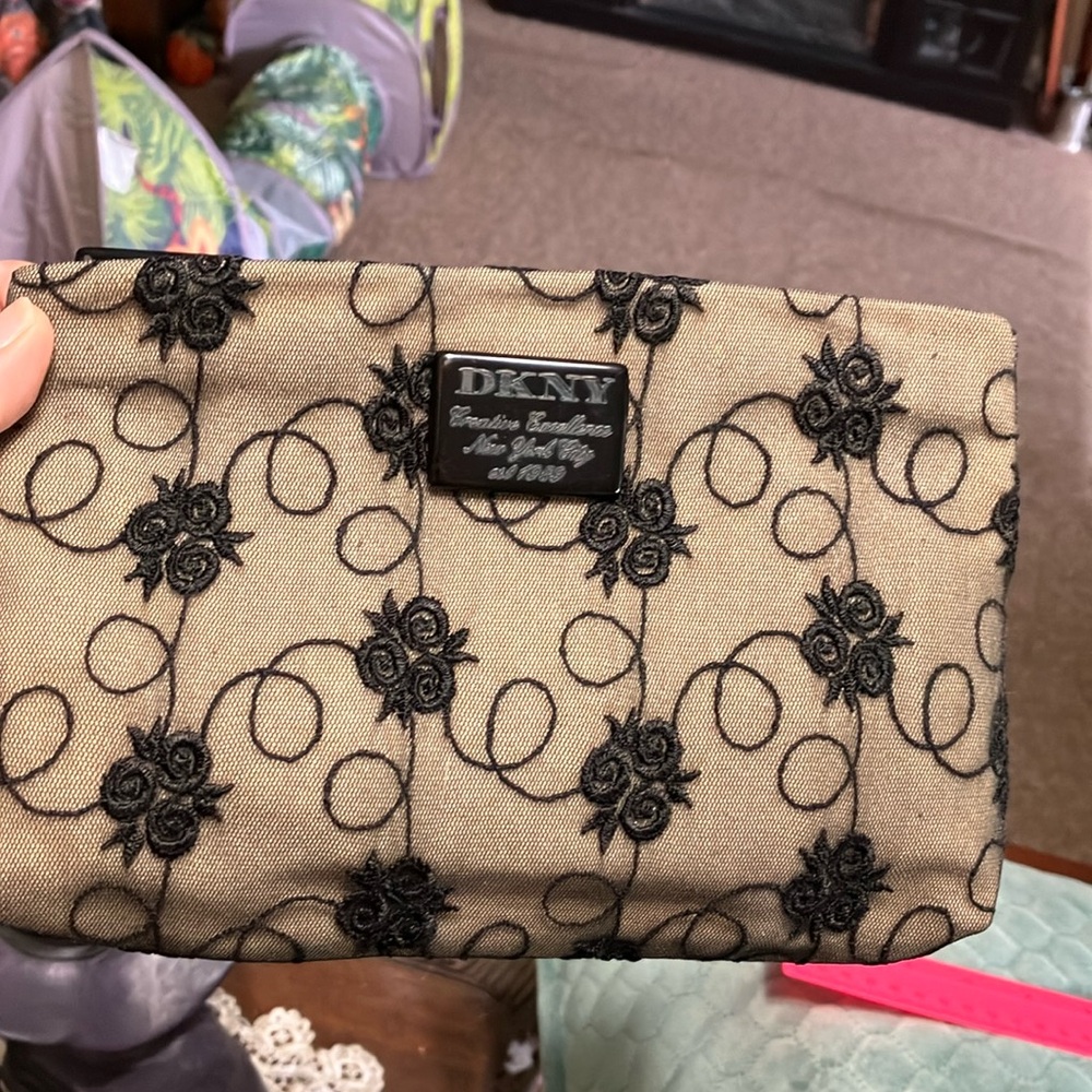Vintage DKNY mesh clutch bag
